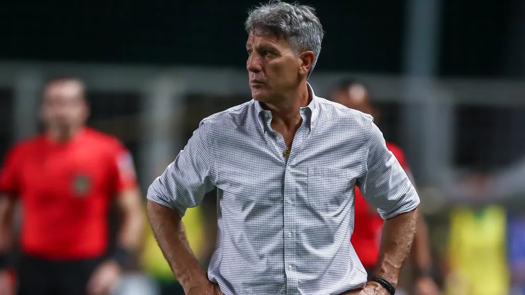 Renato em ação durante jogo do Grêmio contra o América-MG (Foto: Lucas Uebel/Grêmio/Divulgação)