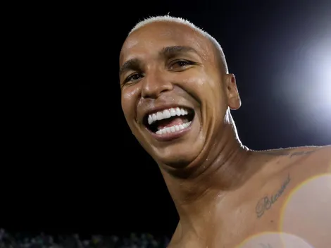 Deyverson pede salário de R$ 800 mil por mês para fechar com novo clube