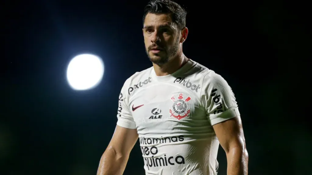 Giuliano em ação pelo Corinthians (Foto: Rodrigo Coca/Ag. Corinthians/Divulgação)
