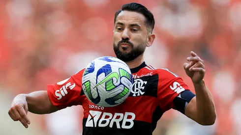 Everton Ribeiro: futuro indefinido no Flamengo (Foto: Buda Mendes/Getty Images)