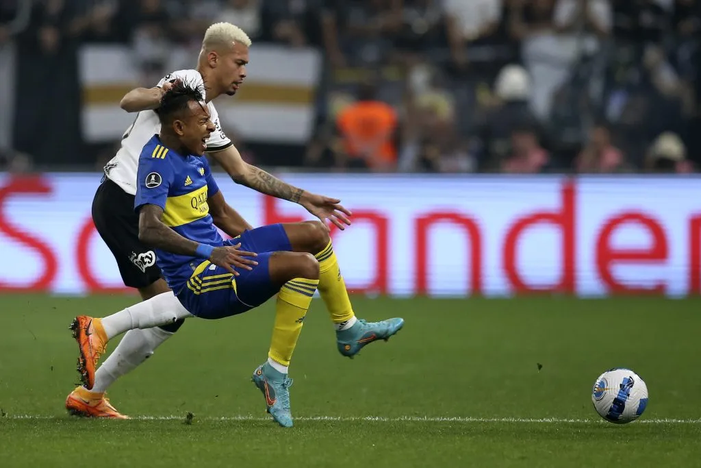 Zagueiro João Victor pelo Corinthians. Foto: Alexandre Schneider/Getty Images