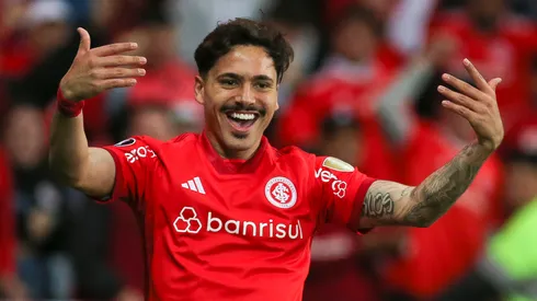 Maurício: meia do Inter está valorizado no mercado (Foto: Fernando Alves/Getty Images)