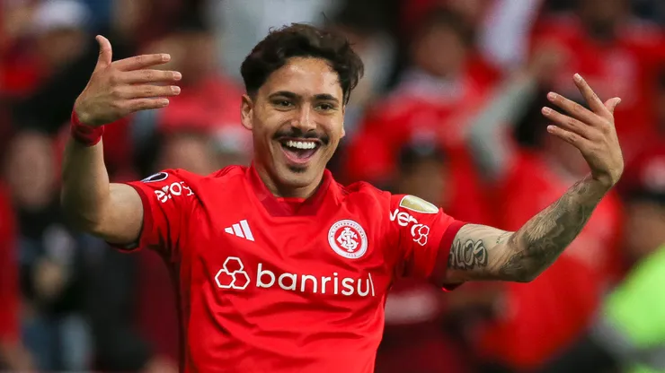 Maurício: meia do Inter está valorizado no mercado (Foto: Fernando Alves/Getty Images)