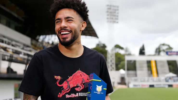 Claudinho: meia abriu o jogo sobre transferência para o Flamengo (Foto: Ari Ferreira/CBF/Divulgação)