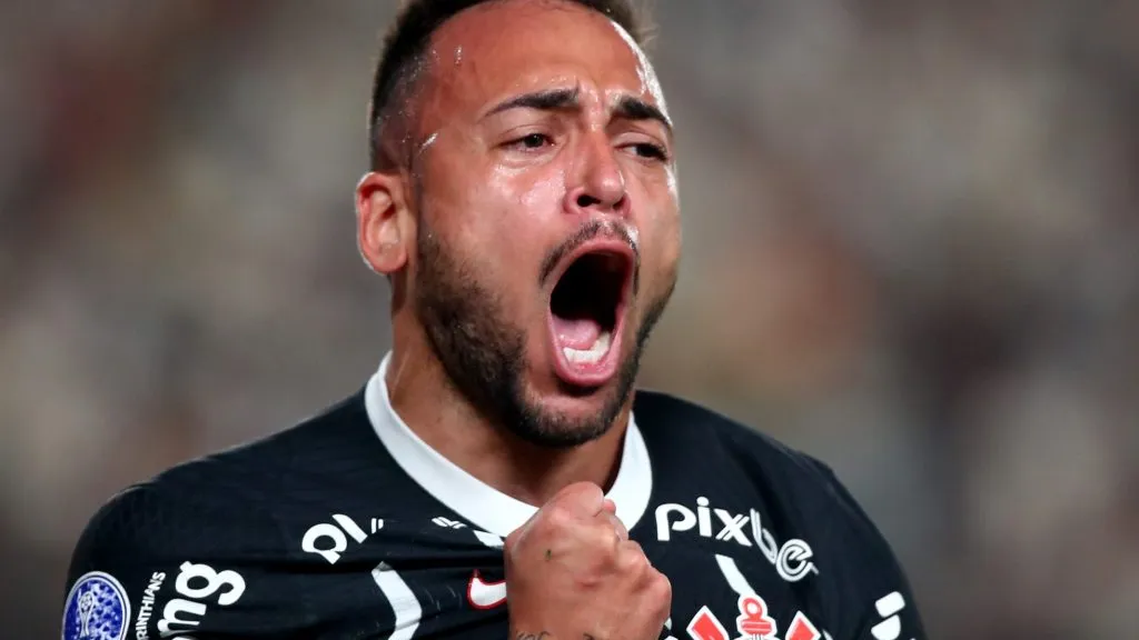 (Photo by Raul Sifuentes/Getty Images)