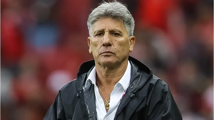 Renato Gaúcho fez forte cobrança a direção do Grêmio em entrevista ao Somos Fanáticos. (Photo by Pedro H. Tesch/Getty Images)