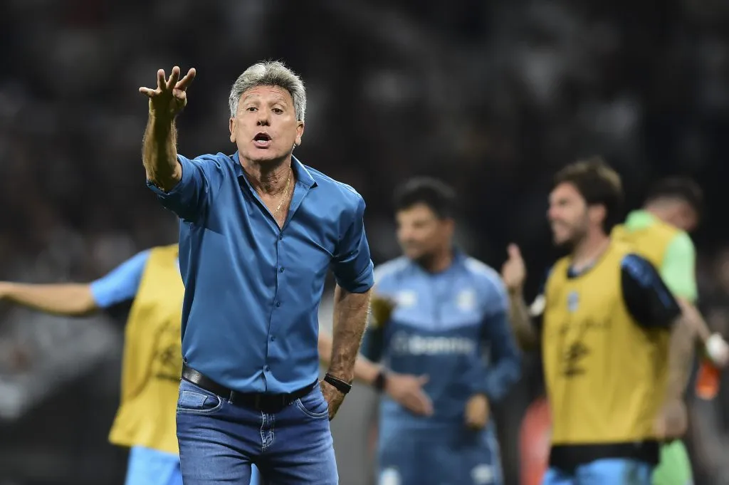 Renato Gaúcho comanando o Grêmio. (Photo by Mauro Horita/Getty Images)
