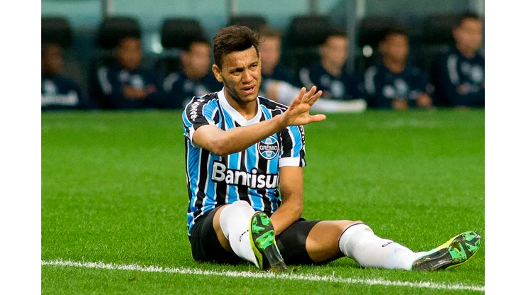Souza. Gremio x Criciuma pelo Brasileiro A 2013 na Arena do Gremio. 09 de Outubro de 2013, Porto Alegre, Rio Grande do Sul, Brasil. Foto: Ramiro Furquim/AGIF