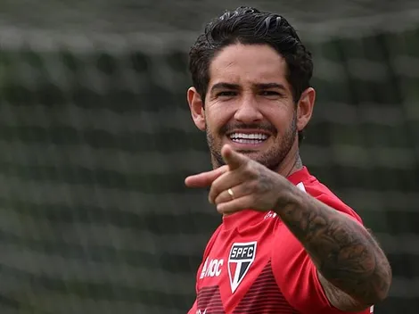 Alexandre Pato é procurado para assinar com rival do São Paulo e toma atitude de imediato