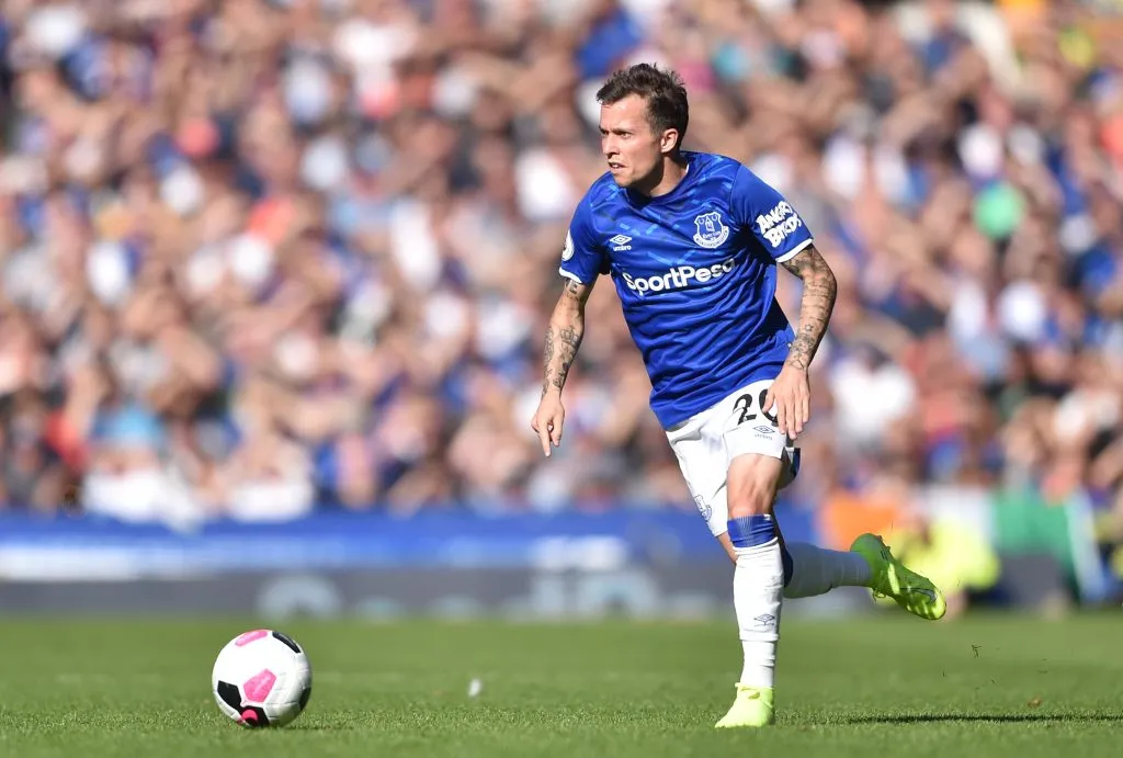 Bernard em ação pelo Everton (Photo by Nathan Stirk/Getty Images)