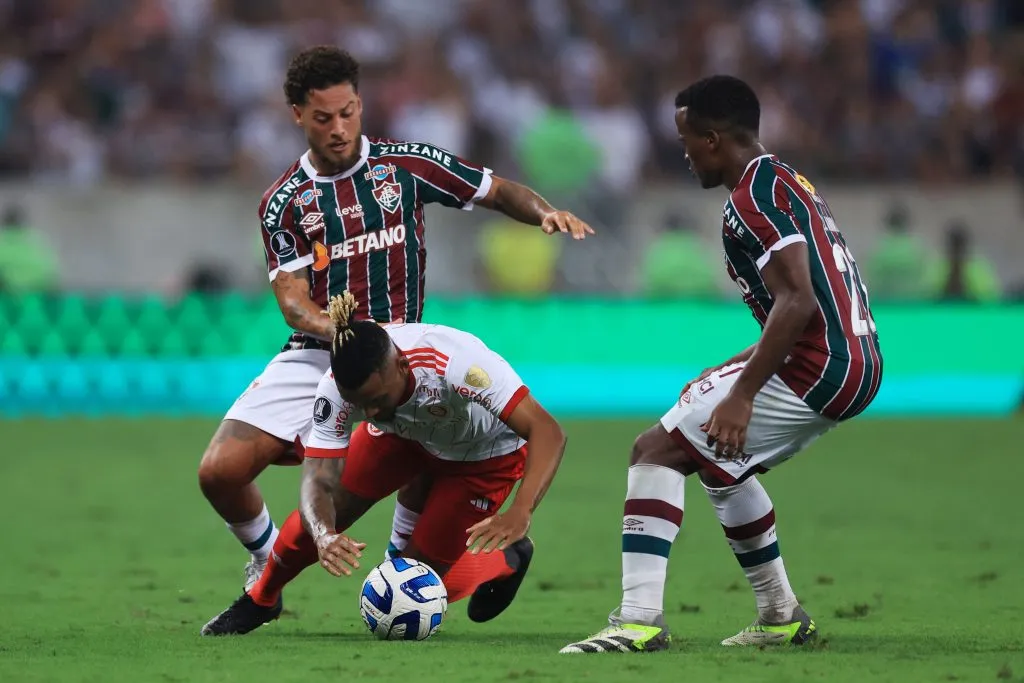 Dalbert em ação pelo Internacional. (Photo by Buda Mendes/Getty Images)