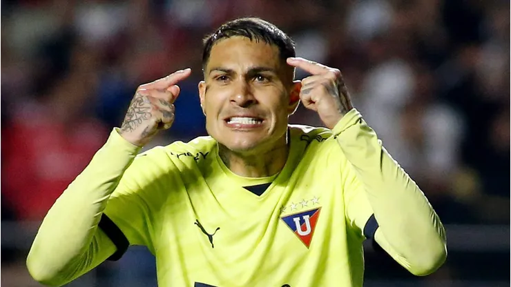 Paolo Guerrero é procurado por rubro-negro do Brasileirão. (Photo by Miguel Schincariol/Getty Images)