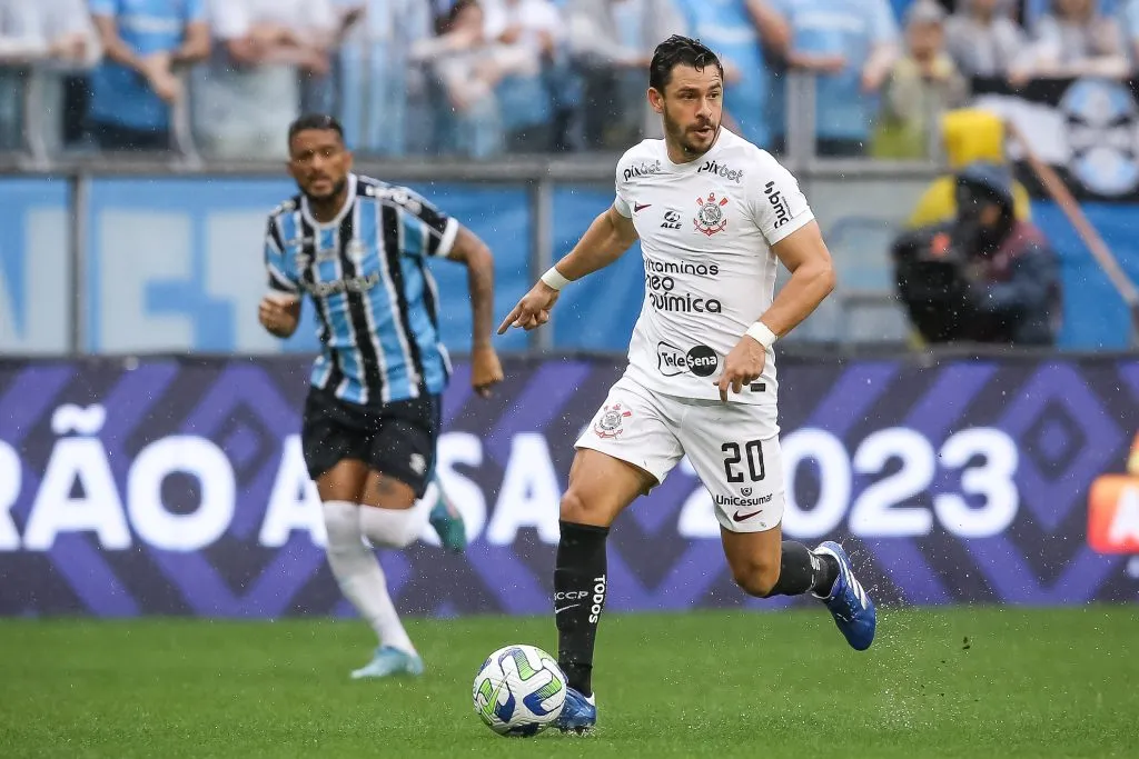 Giuliano é do Santos.(Photo by Pedro H. Tesch/Getty Images)