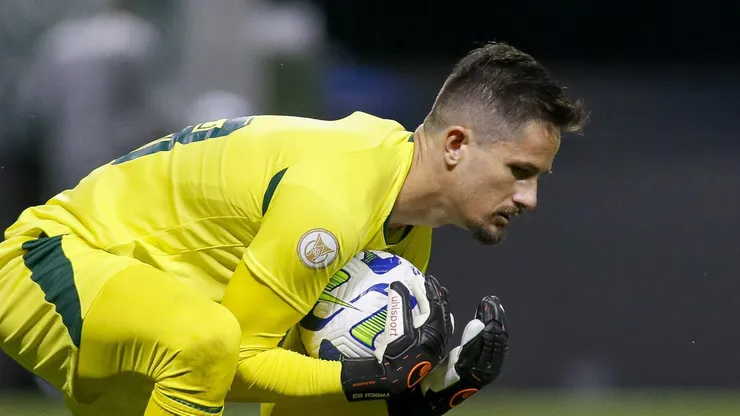Tadeu em ação pelo Brasileirão. (Photo by Miguel Schincariol/Getty Images)