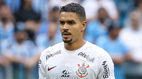Corinthians faz proposta por zagueiro de Copa para jogar com Veríssimo (Photo by Pedro H. Tesch/Getty Images)