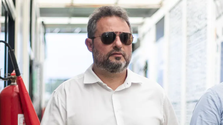 Mattos: dirigente trabalha para buscar reforços para o Vasco (Foto: Leandro Amorim/Vasco/Divulgação)