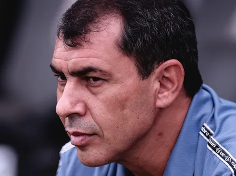 É só pousar em Santos e vestir a camisa: Carille é avisado sobre reforço no Peixe