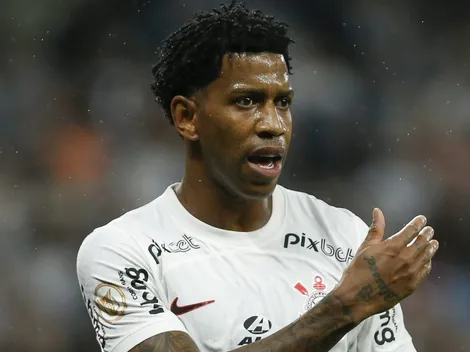 Dispensado do Corinthians, Gil pode pintar no RJ para jogar a Libertadores