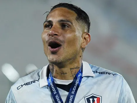 Paolo Guerrero fica livre no mercado e entra na mira de equipe do futebol brasileiro