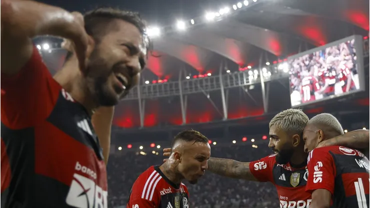 Grêmio quer titular do Flamengo. (Photo by Wagner Meier/Getty Images)