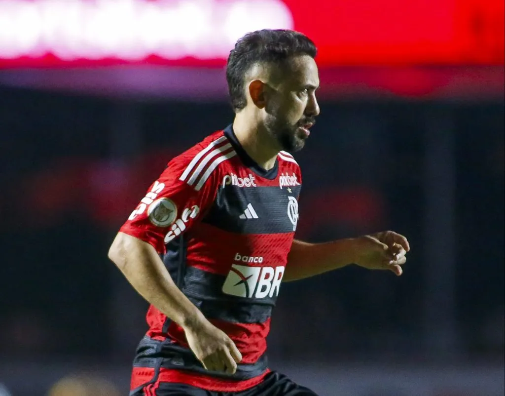 Jogador está em fim de contrato com o CRF. (Photo by Miguel Schincariol/Getty Images)