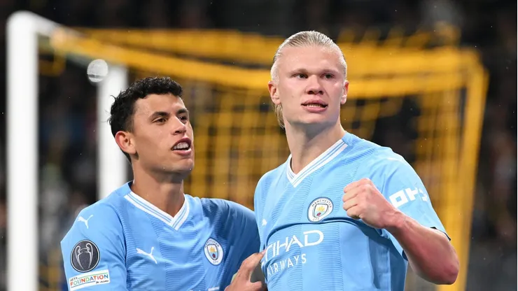 Matheus Nunes e Haaland lado a lado. Foto: Christian Kaspar-Bartke/Getty Images