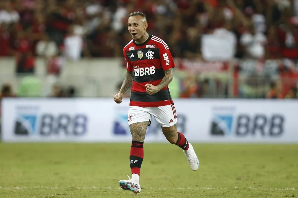 Cebolinha na partida diante de seu ex-clube (Photo by Wagner Meier/Getty Images)