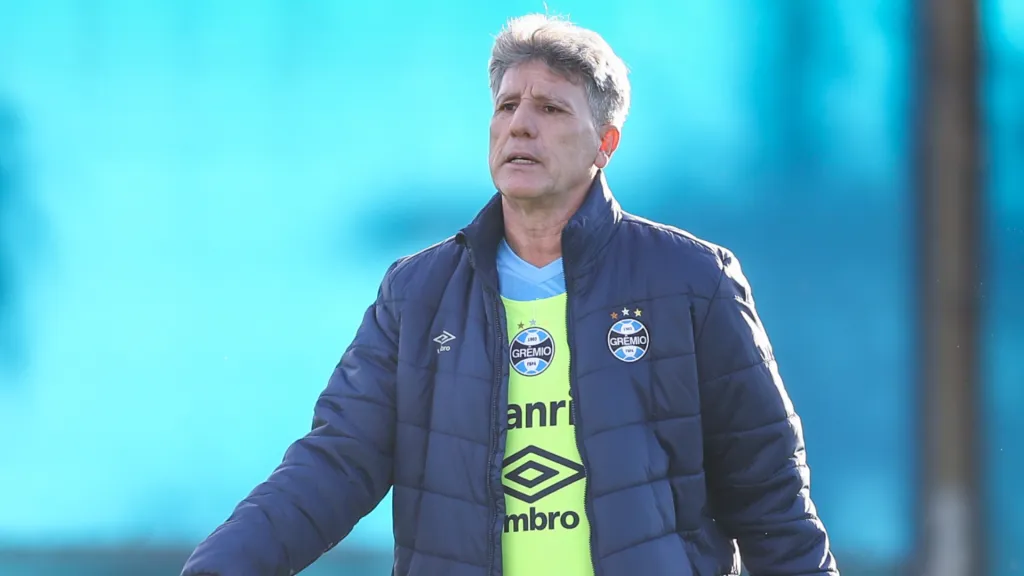 De contrato renovado, Renato espera reforços no Grêmio (Foto: Lucas Uebel/Grêmio/Divulgação)