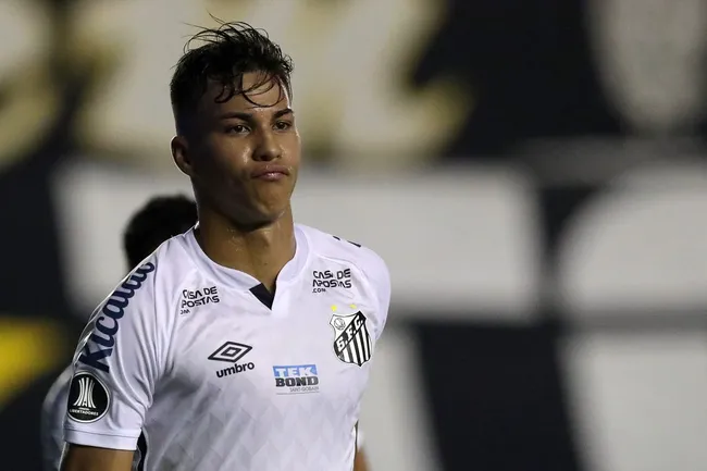 Kaio nos tempos de Santos (Photo by Amanda Perobelli-Pool/Getty Images)