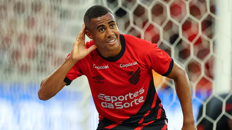 O Athletico definiu o futuro de Erick, alvo de proposta do Corinthians (Foto: José Tramontin/athletico.com.br/Divulgação)