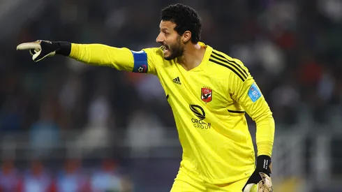 El Shenawy: goleiro do Al Ahly reclamou da arbitragem contra o Fluminense (Foto: Michael Steele/Getty Images)