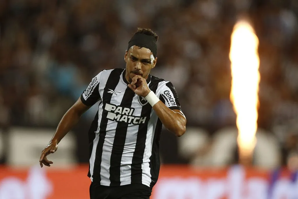 Eduardo pode voltar a ser titular (Foto: Wagner Meier/Getty Images)