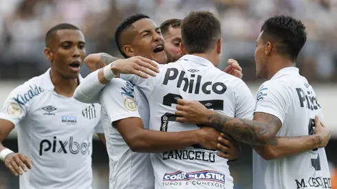 (Photo by Ricardo Moreira/Getty Images)