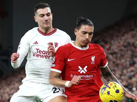 Liverpool empata em 0 a 0 com o Manchester United e perde liderança da Premier League