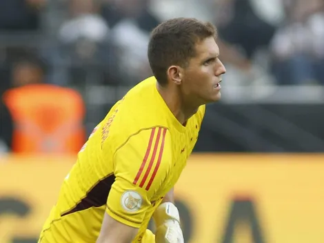 Rafael Cabral surge como favorito para fechar com time alvinegro