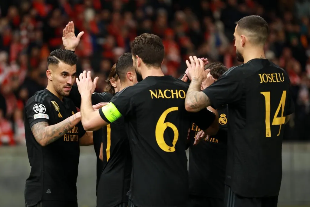 BERLIM, Alemanha – 12 DE DEZEMBRO: Joselu, do Real Madrid, comemora após marcar o segundo gol de sua equipe durante a partida entre 1 e 1 da UEFA Champions League. FC Union Berlin e Real Madrid CF no Olympiastadion em 12 de dezembro de 2023 em Berlim, Alemanha. (Foto: Maryam Majd/Getty Images)