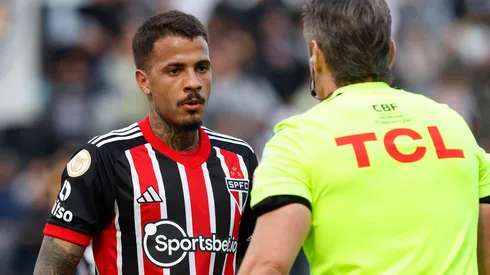Diego Costa: zagueiro está valorizado no mercado (Foto: Rubens Chiri / saopaulofc.net / Divulgação)