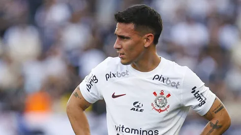 Rojas pode deixar o Corinthians. (Photo by Ricardo Moreira/Getty Images)