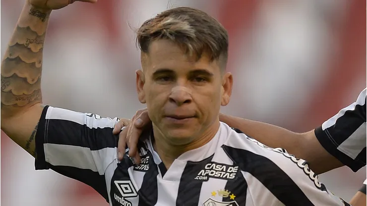 Campeão brasileiro marca reunião para fechar a contratação de Soteldo (Photo by Rodrigo Buendia - Pool/Getty Images)