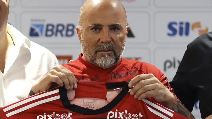 Jorge Sampaoli encaminha acordo com novo clube. (Photo by Buda Mendes/Getty Images)