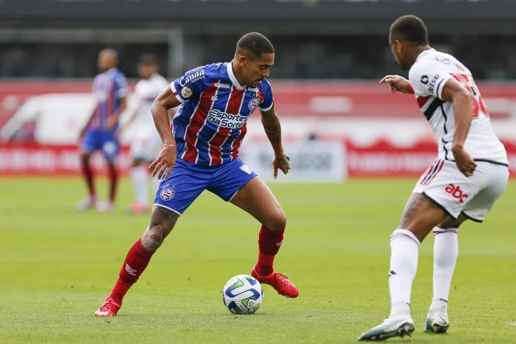Gilberto em ação pelo Bahia. (Photo by Ricardo Moreira/Getty Images)