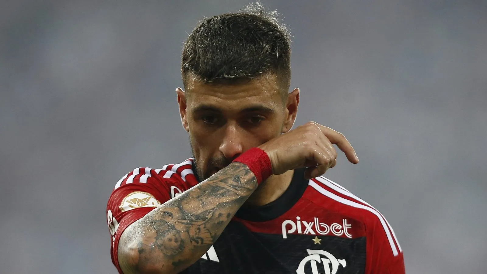 De Arrascaeta em partida contra o Fluminense. (Photo by Wagner Meier/Getty Images)