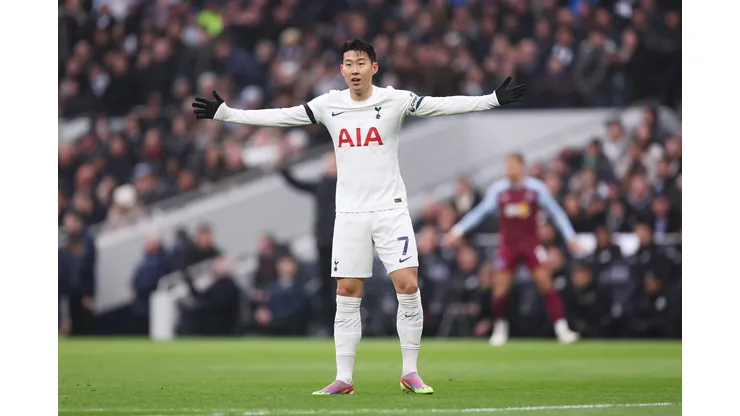 Tottenham e Aston Villa se enfrentaram pela Premier League no Tottenham Stadium (Foto: Julian Finney/Getty Images)