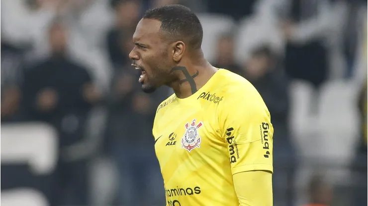 Clube do Brasileirão prepara grande proposta para contratar Carlos Miguel (Photo by Miguel Schincariol/Getty Images)
