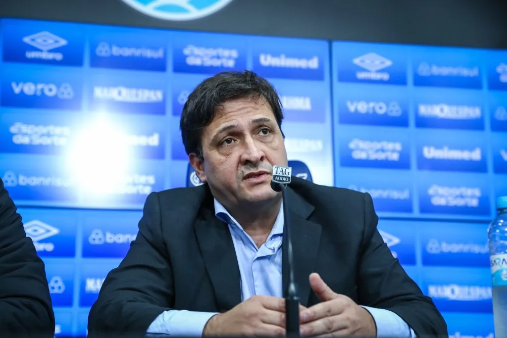 Presidente Alberto Guerra concede entrevista coletiva no CT Luiz Carvalho \ FOTO: LUCAS UEBEL/GREMIO FBPA