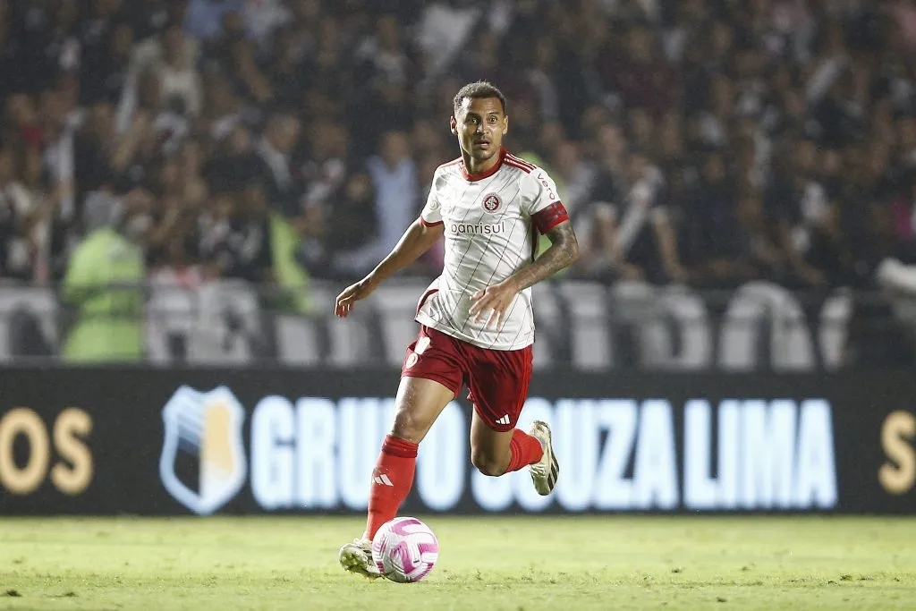 Alan Patrick em ação pelo Internacional. (Photo by Wagner Meier/Getty Images)