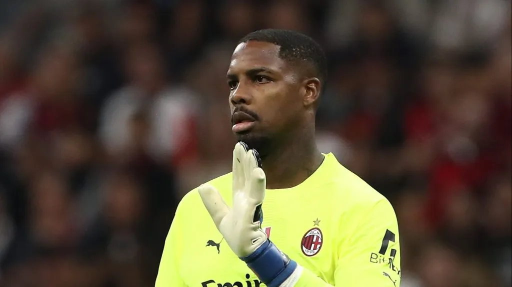 Donnarumma não é unanimidade! PSG quer goleiro de R$372 milhões e entra em corrida com outras 3 equipes (Photo by Marco Luzzani/Getty Images)