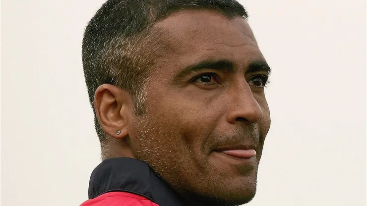 Romário deixa Abel de lado e crava o melhor técnico do futebol brasileiro (Photo by Mark Kolbe/Getty Images)