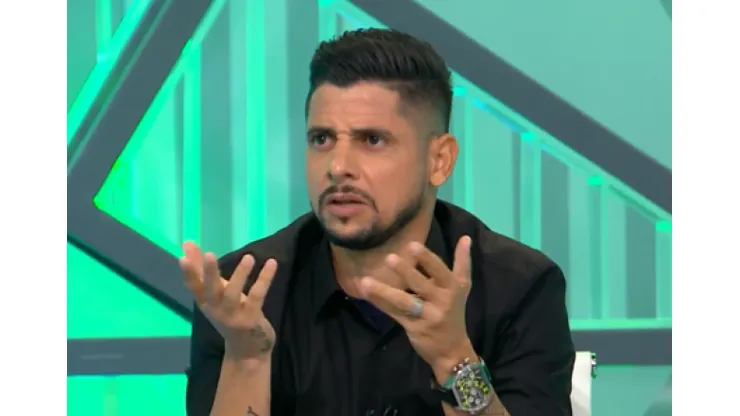 Ex-jogador Cicinho. Foto: Arena SBT