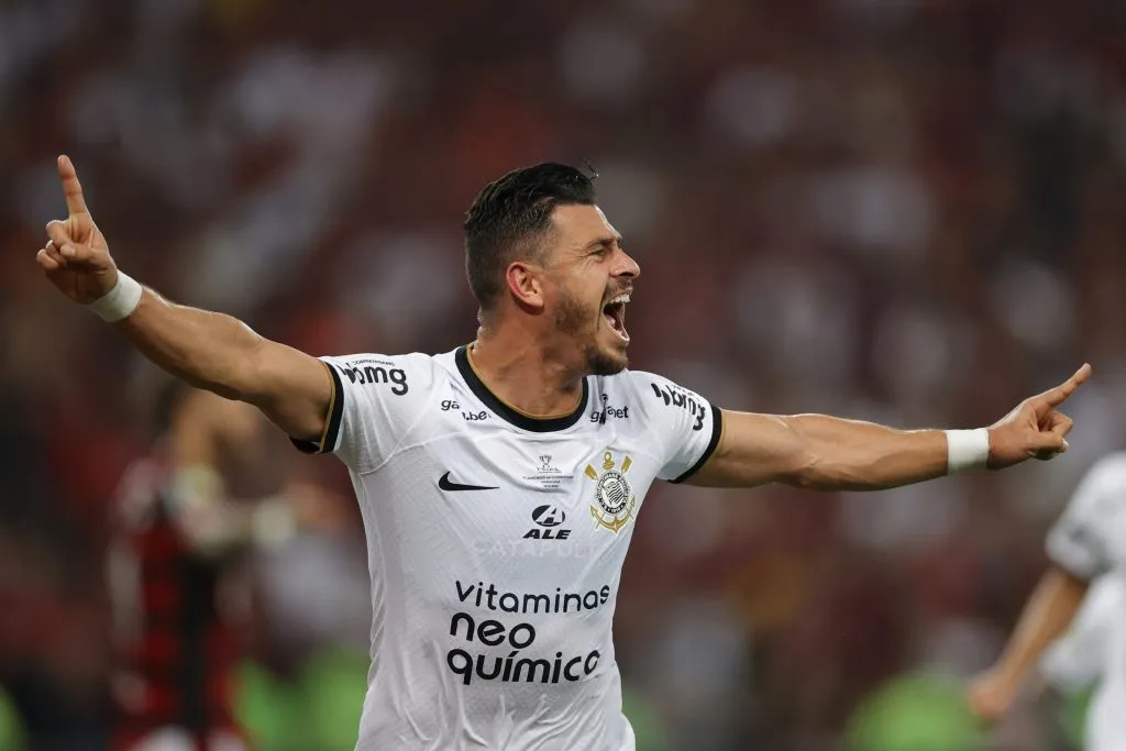 Giuliano na partida diante do Flamengo (Photo by Buda Mendes/Getty Images)